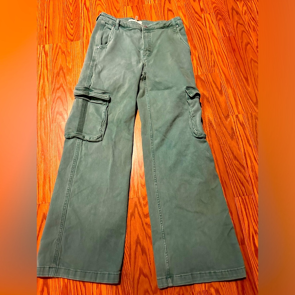 Green Risen Cargo Jeans Sz 11